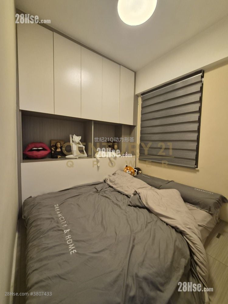 Lee Ga Building Sell 1 Bedroom , 1 Bathroom 337 ft²