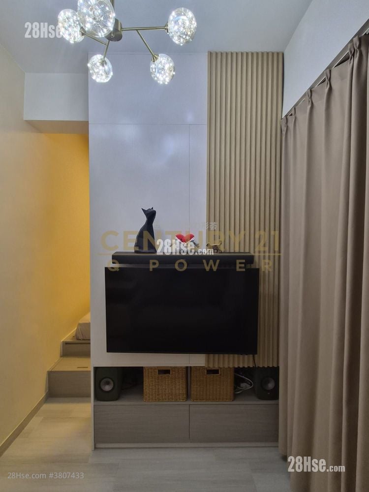 Lee Ga Building Sell 1 Bedroom , 1 Bathroom 337 ft²