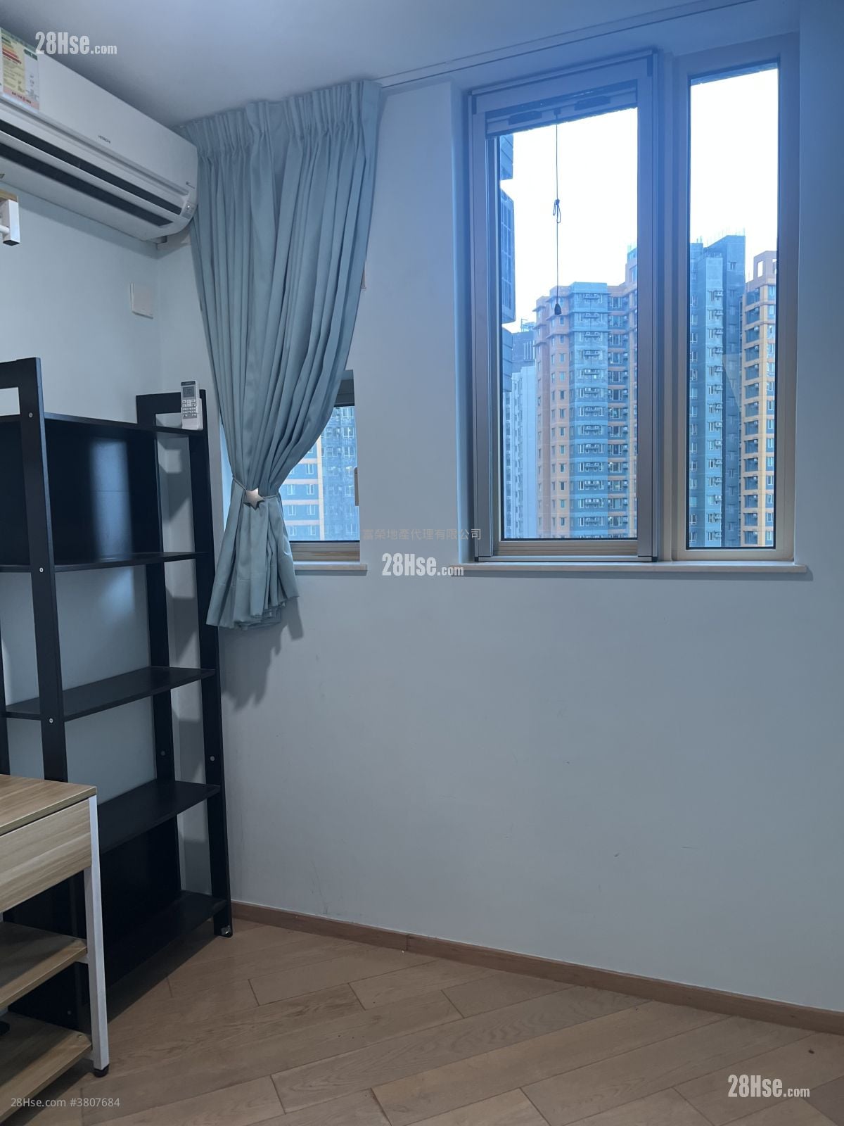 Harbour Place Sell 2 Bedrooms , 1 Bathroom 432 ft²