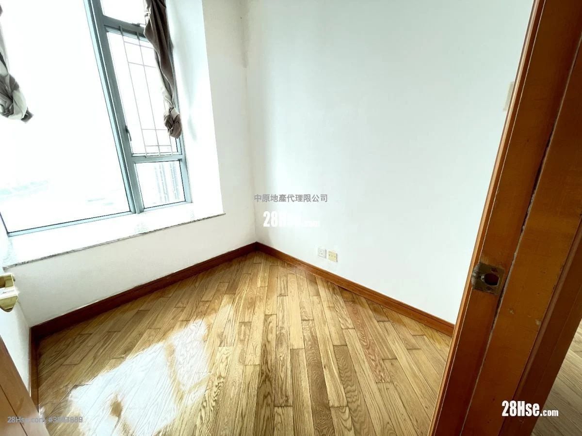 御凯 售盘 3 房 , 2 浴室 728 平方尺