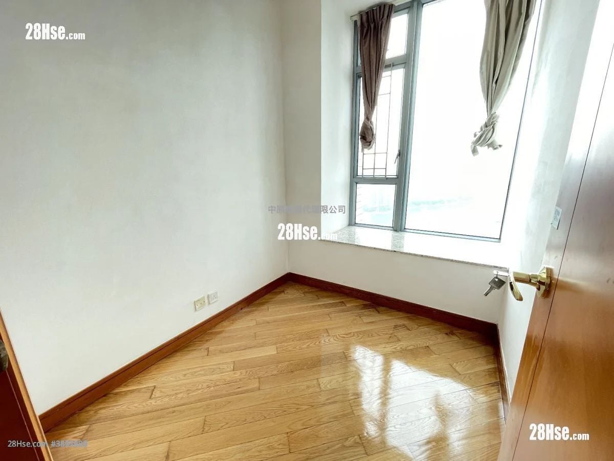 御凯 售盘 3 房 , 2 浴室 728 平方尺