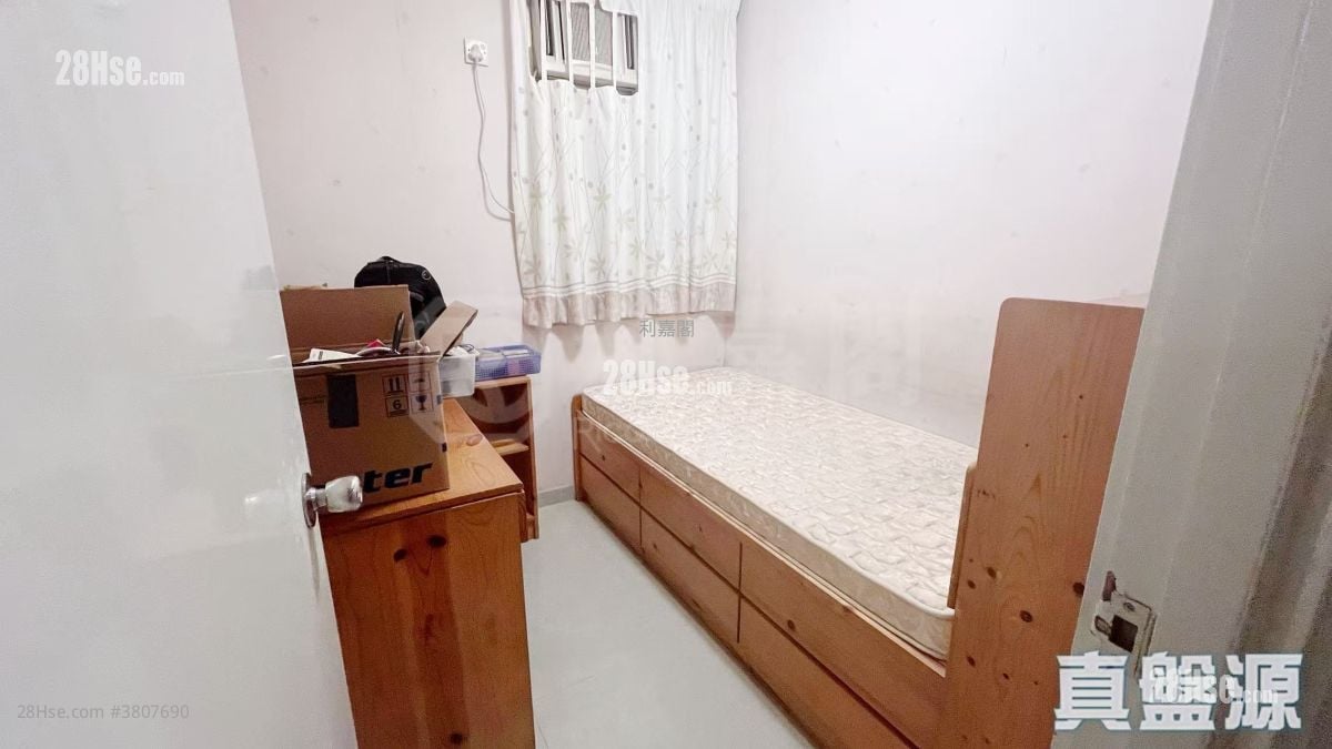 新围苑 售盘 3 房 554 平方尺