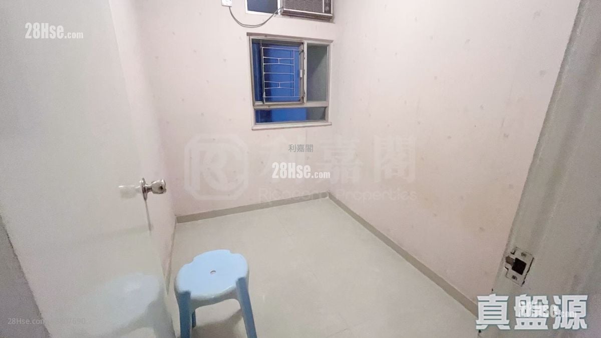 新围苑 售盘 3 房 554 平方尺