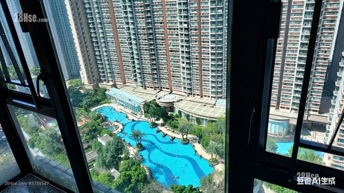 Nan Fung Plaza Sell 2 Bedrooms 447 ft²