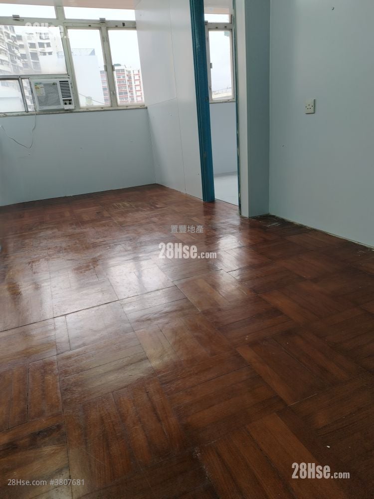 Chinese Mansion Rental 2 Bedrooms , 1 Bathroom 290 ft²
