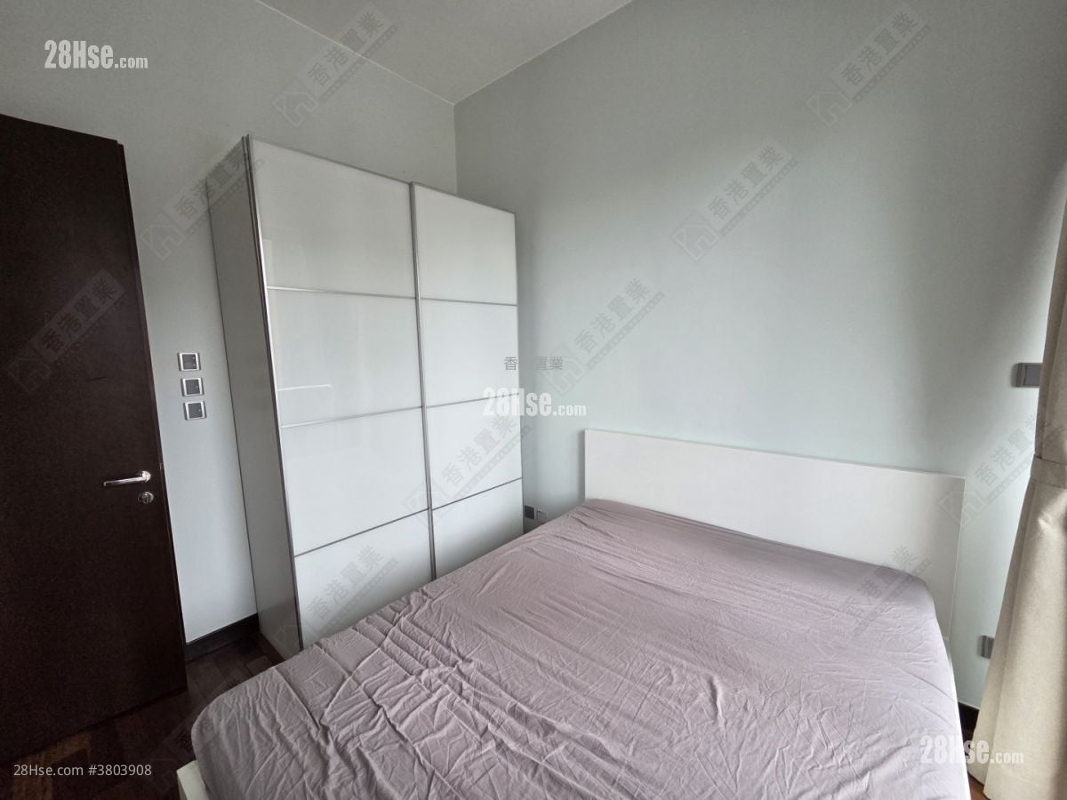 J Residence Rental 1 Bedroom , 1 Bathroom 397 ft²
