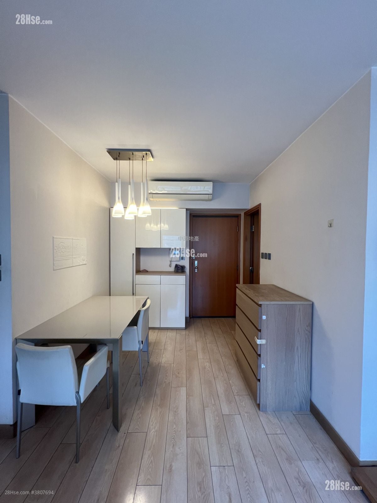 碧海藍天 售盤 2 房 499 平方呎