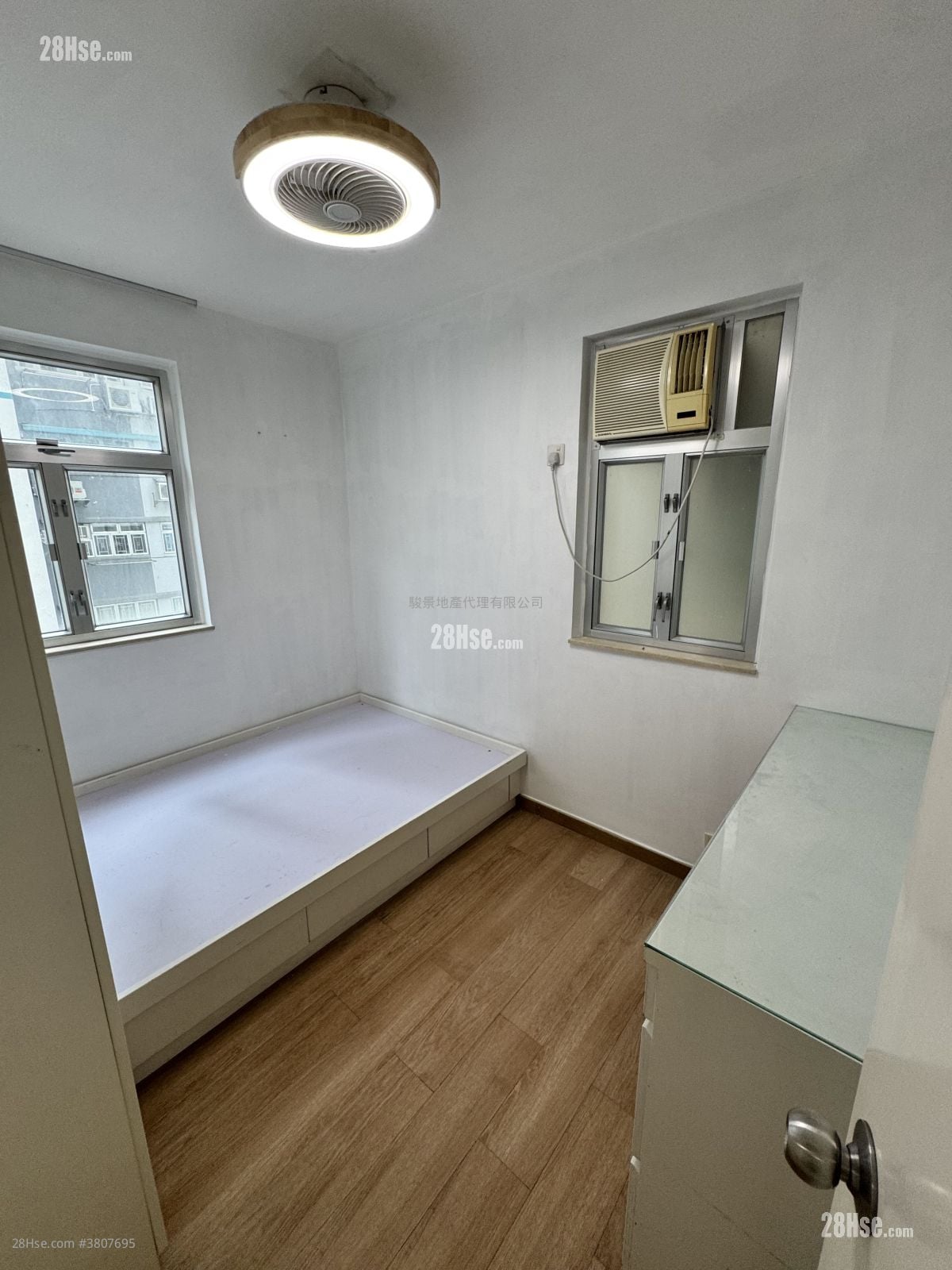 Healthy Gardens Sell 2 Bedrooms , 1 Bathroom 456 ft²