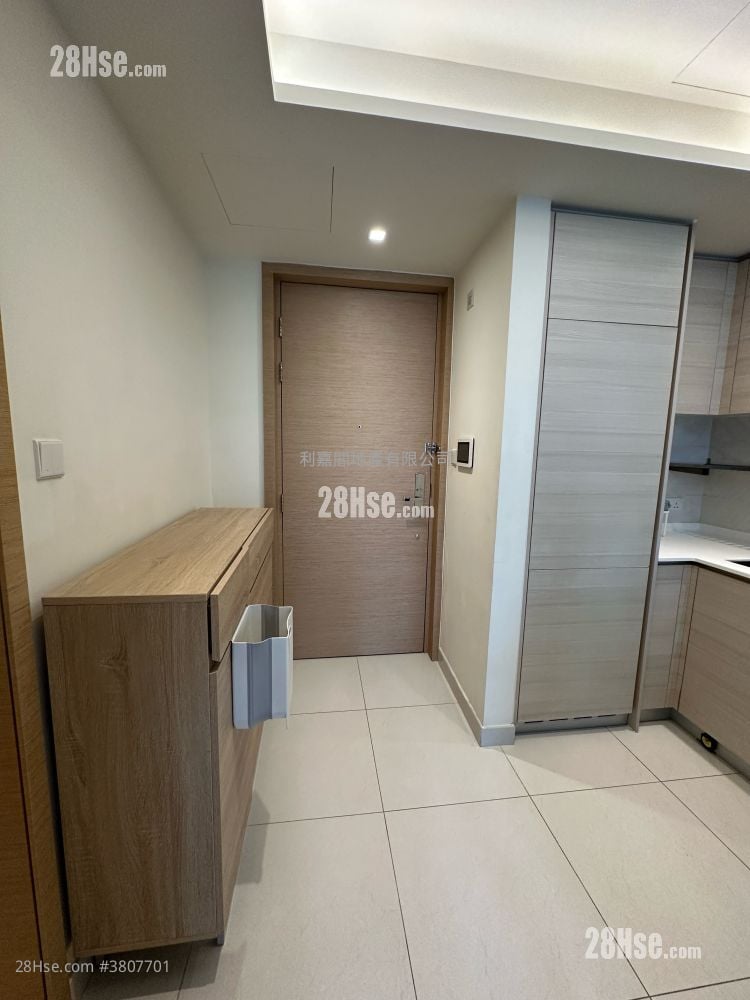 Mantin Heights Rental 402 ft²