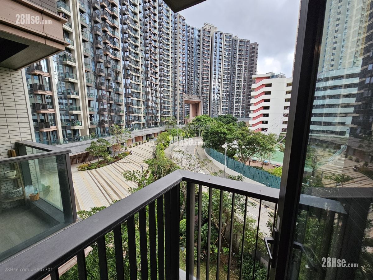 Mantin Heights Rental 402 ft²