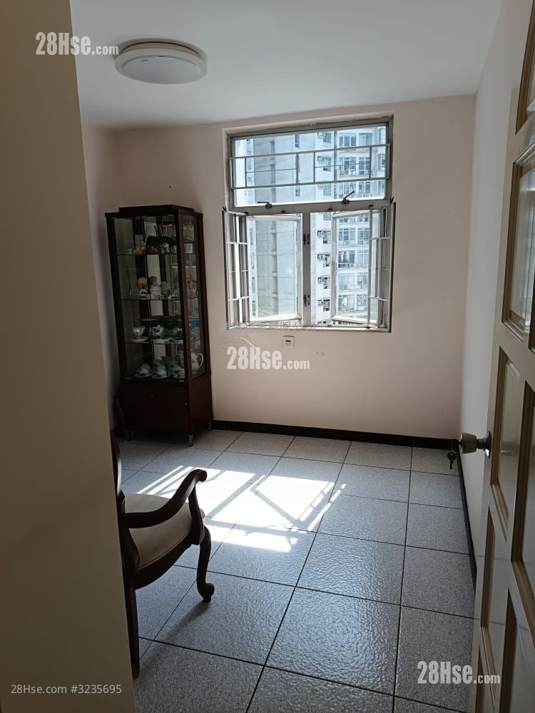 太古城 售盘 2 房 , 1 浴室 545 平方尺