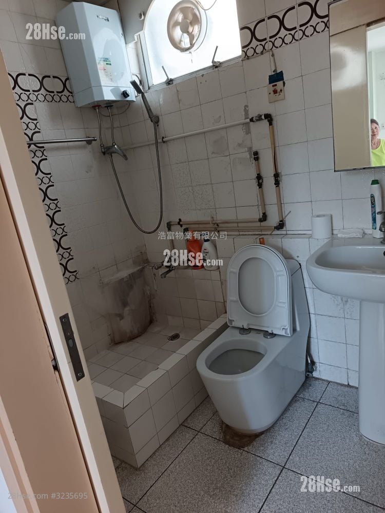 太古城 售盘 2 房 , 1 浴室 545 平方尺