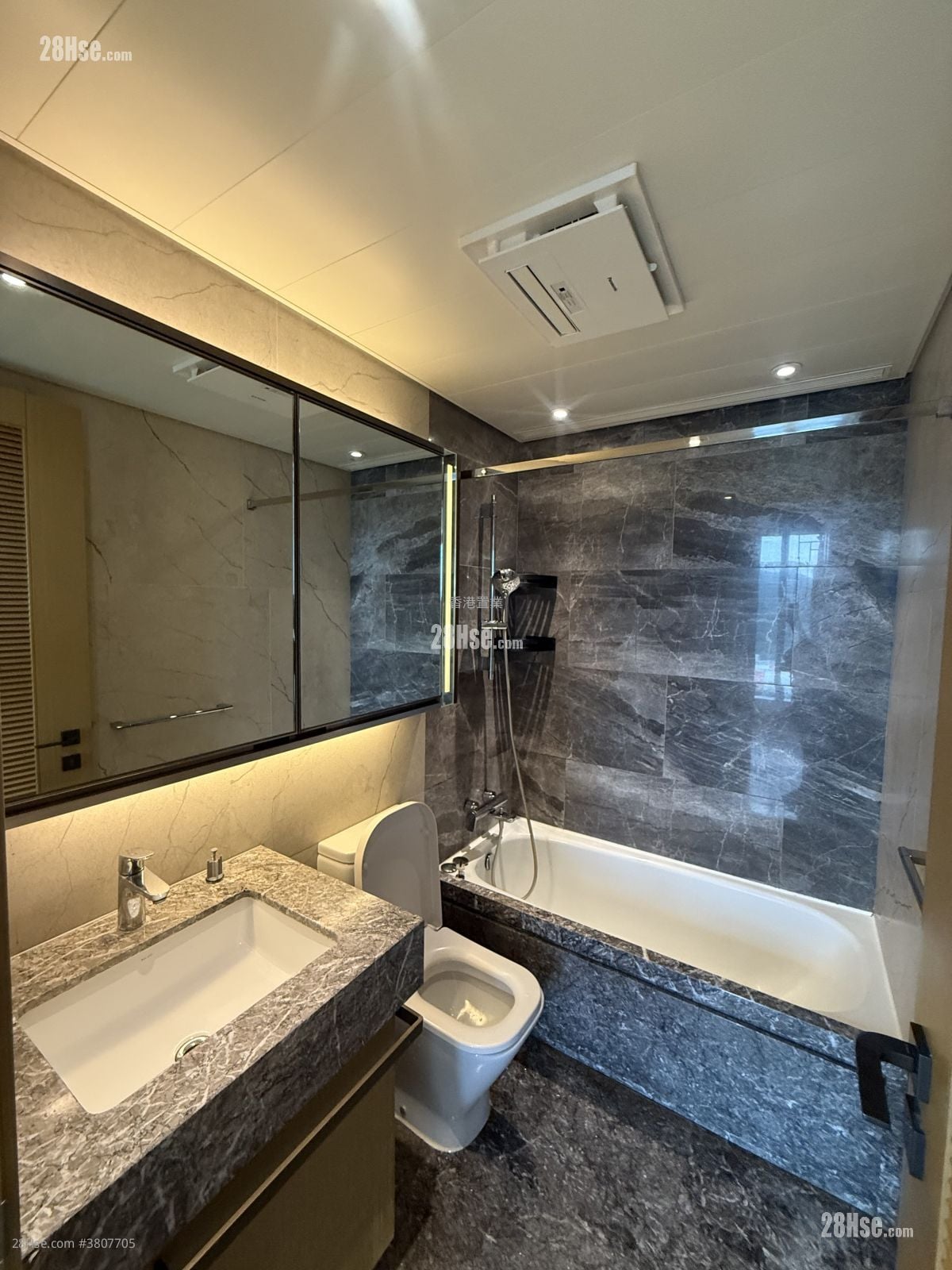 MALIBU 租盘 2 房 , 1 浴室 553 平方尺