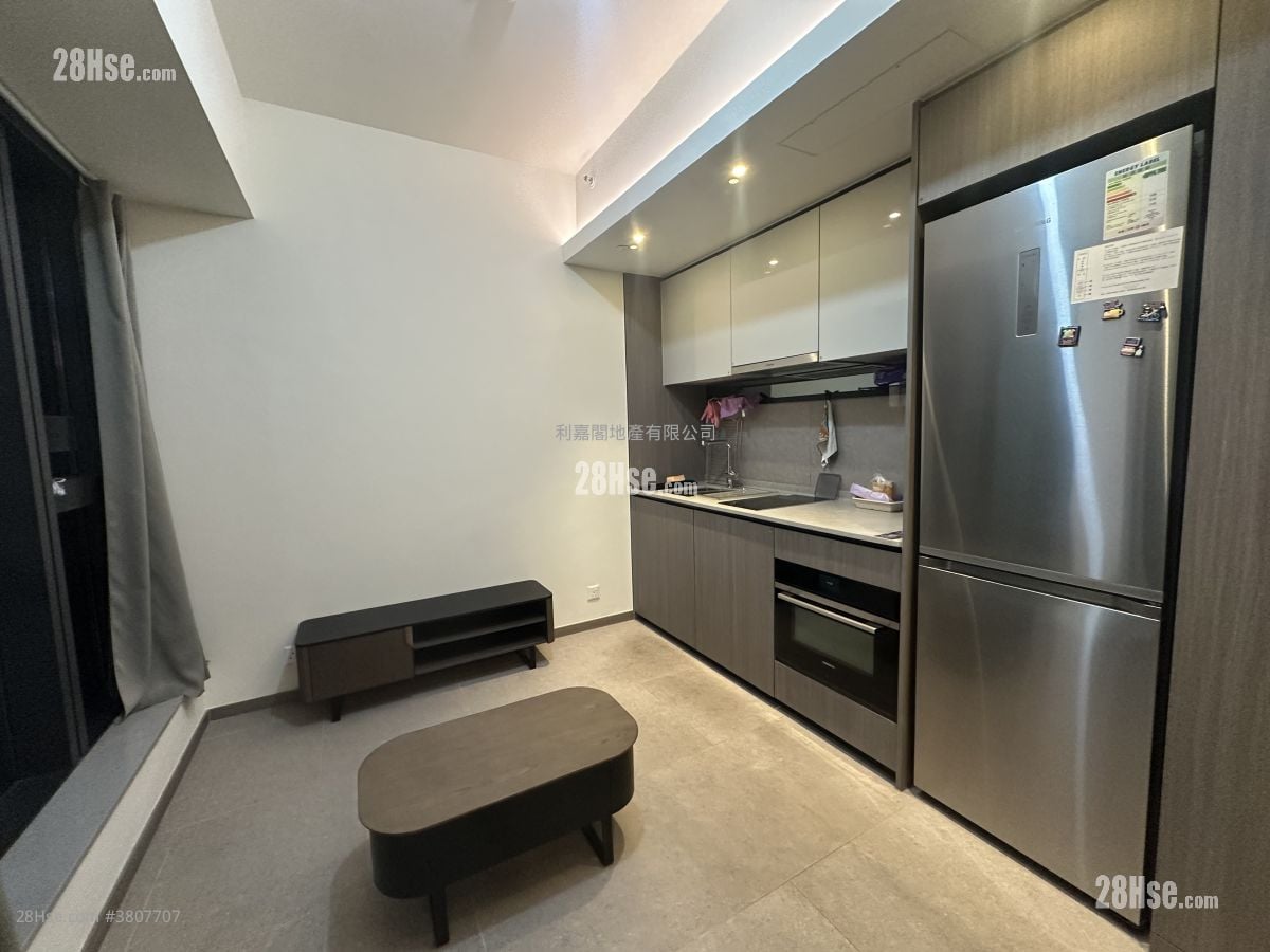 Yoho West Sell 1 Bathroom 245 ft²