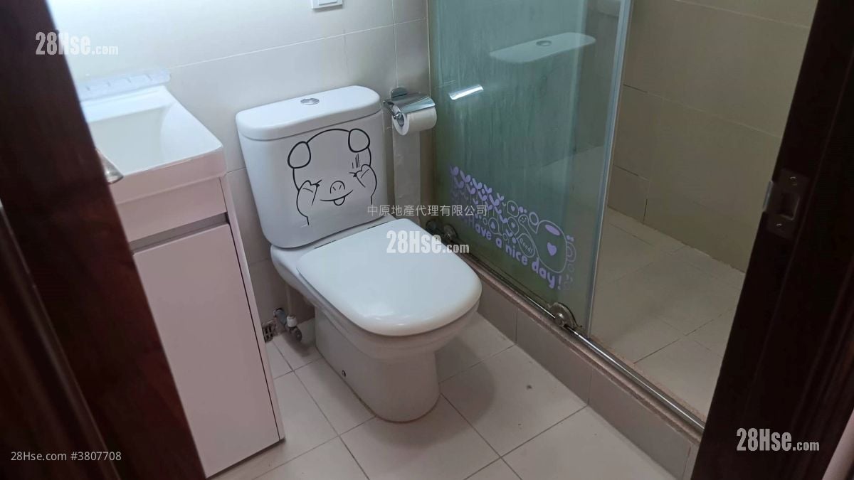 富华广场 售盘 2 房 340 平方尺