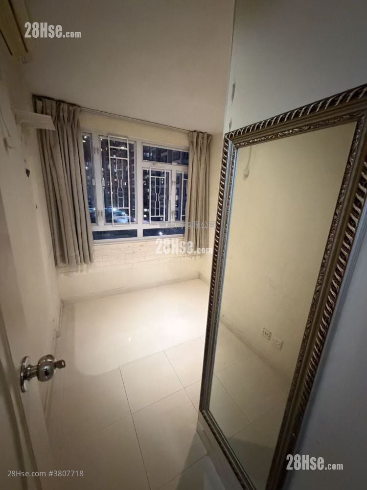 好运中心 租盘 2 房 , 1 浴室 348 平方尺