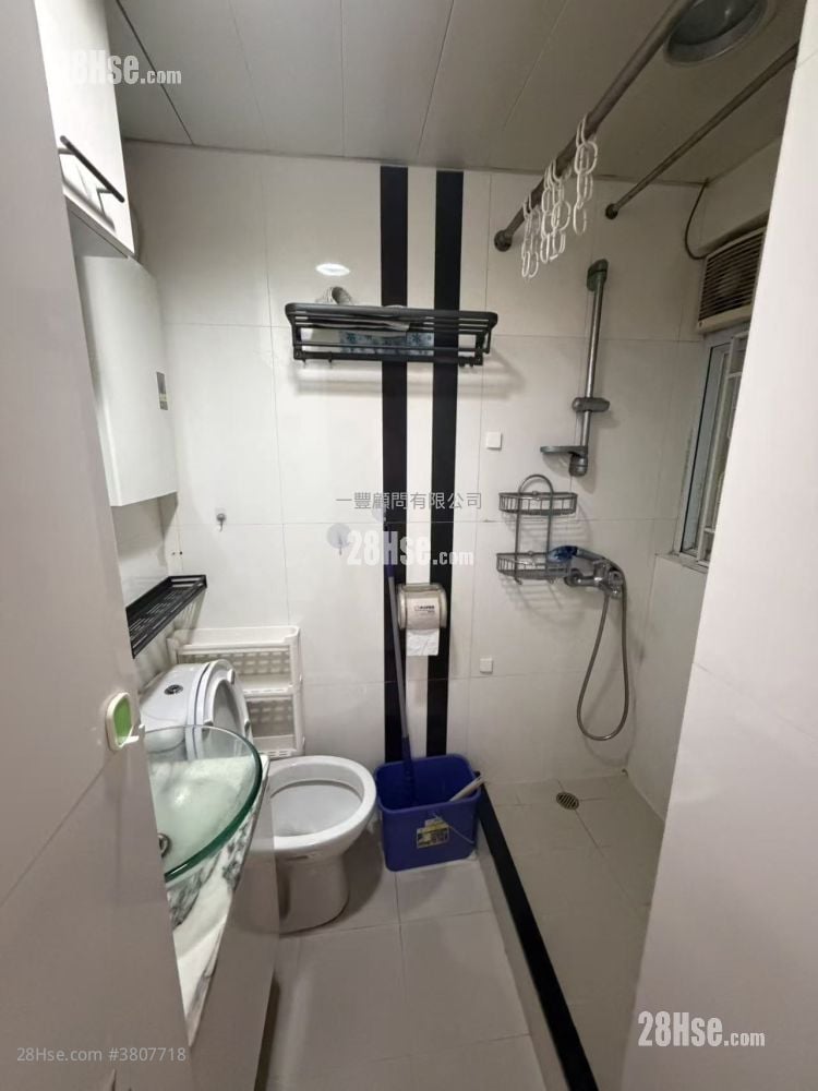 好运中心 租盘 2 房 , 1 浴室 348 平方尺