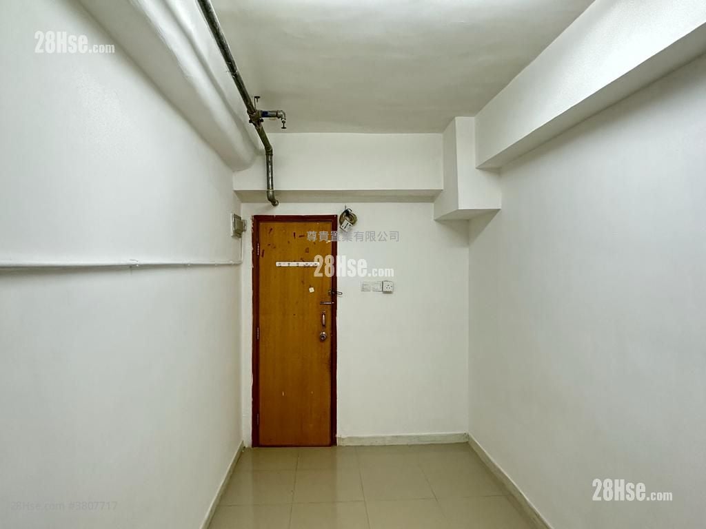 名賢大樓 租盤 開放式間隔 , 1 浴室 180 平方呎