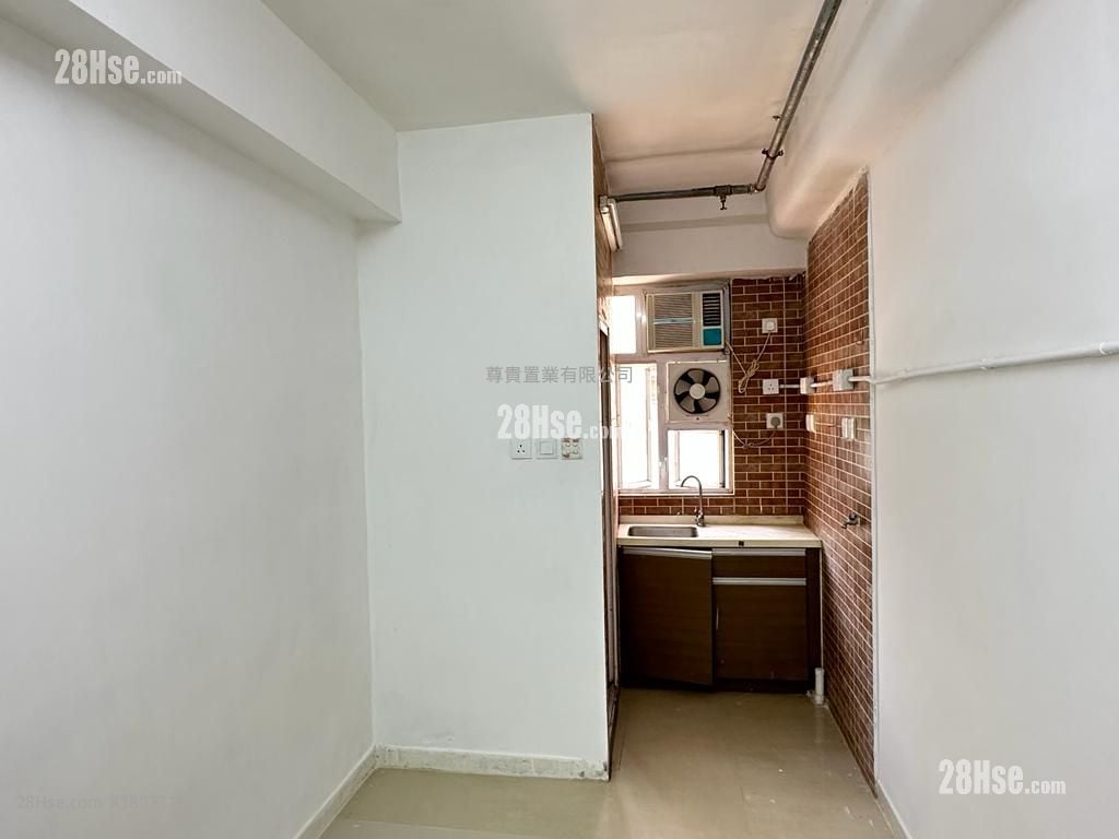 名賢大樓 租盤 開放式間隔 , 1 浴室 180 平方呎