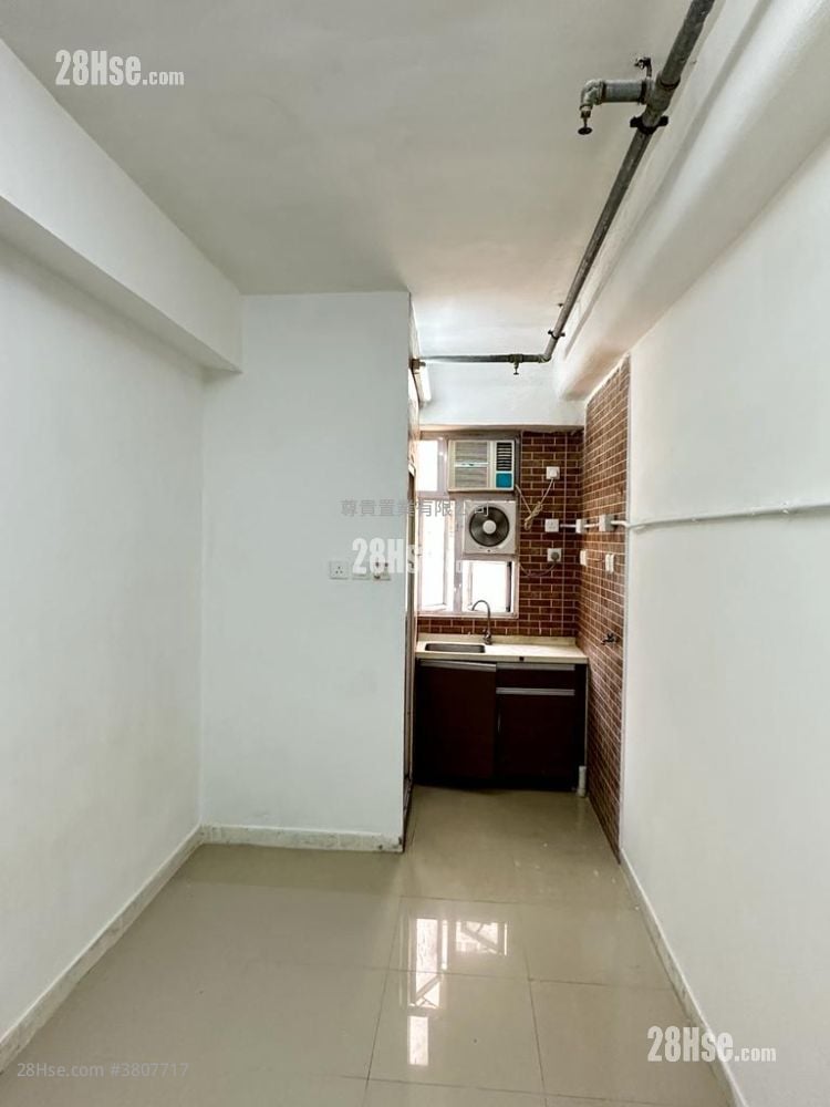 名賢大樓 租盤 開放式間隔 , 1 浴室 180 平方呎