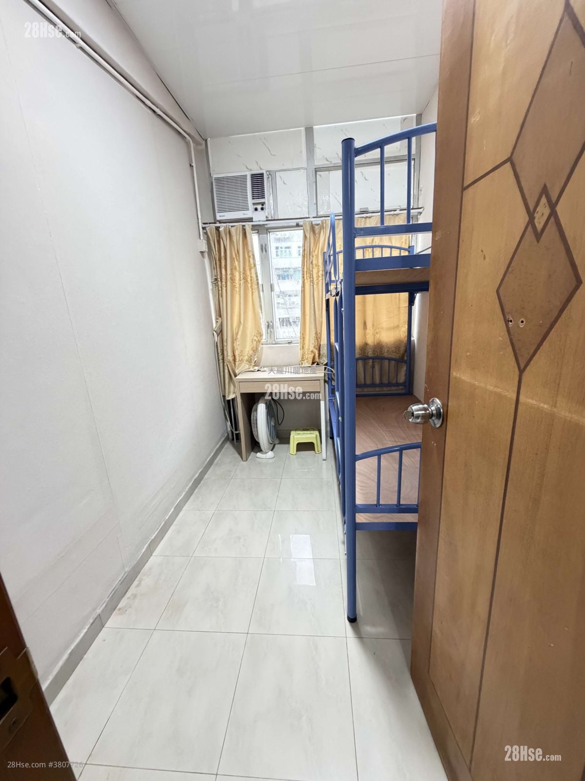 唐樓 租盤 150 平方呎