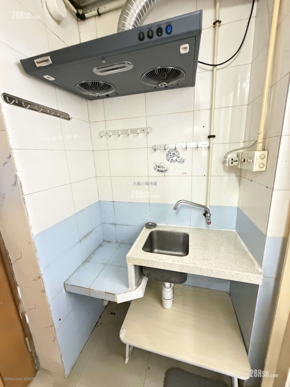 唐樓 租盤 150 平方呎