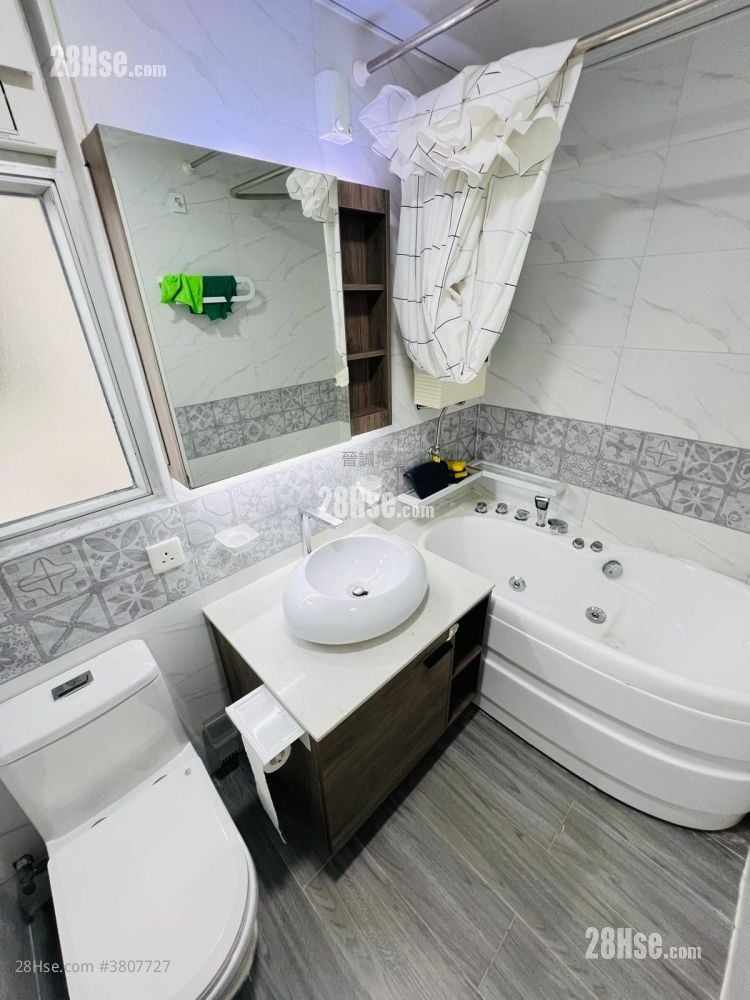 豪景花园 租盘 3 房 , 2 浴室 792 平方尺