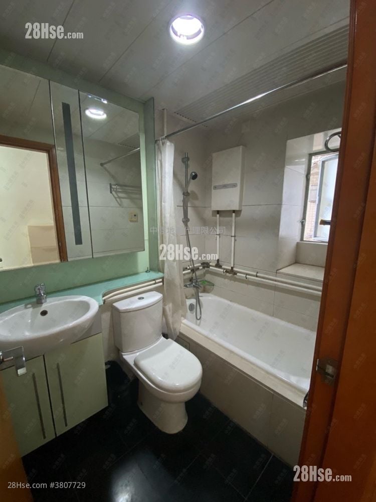 蓝天海岸 售盘 1 房 , 1 浴室 388 平方尺