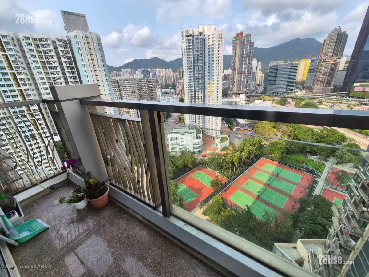 Billionnaire Royale Rental 3 Bedrooms , 2 Bathrooms 865 ft²