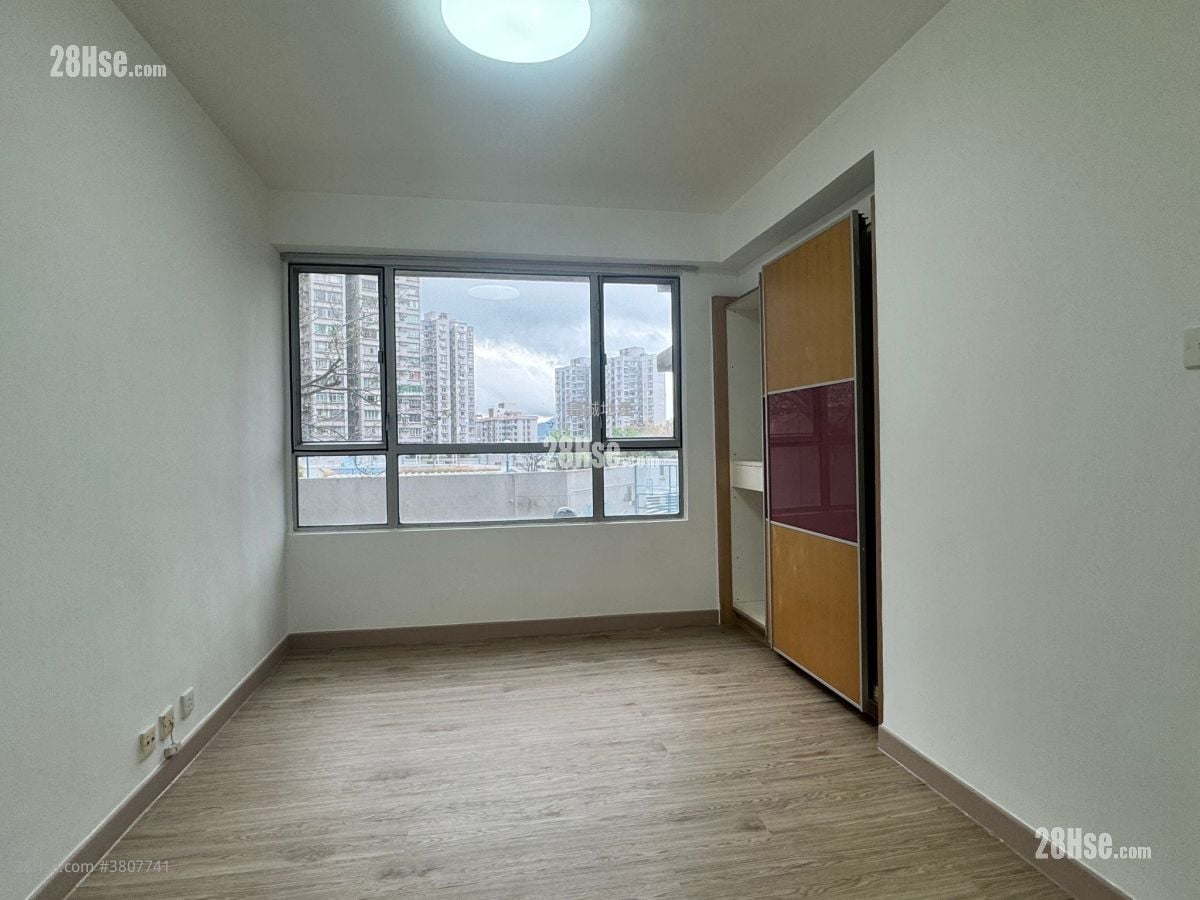 豪景花园 租盘 3 房 , 2 浴室 828 平方尺