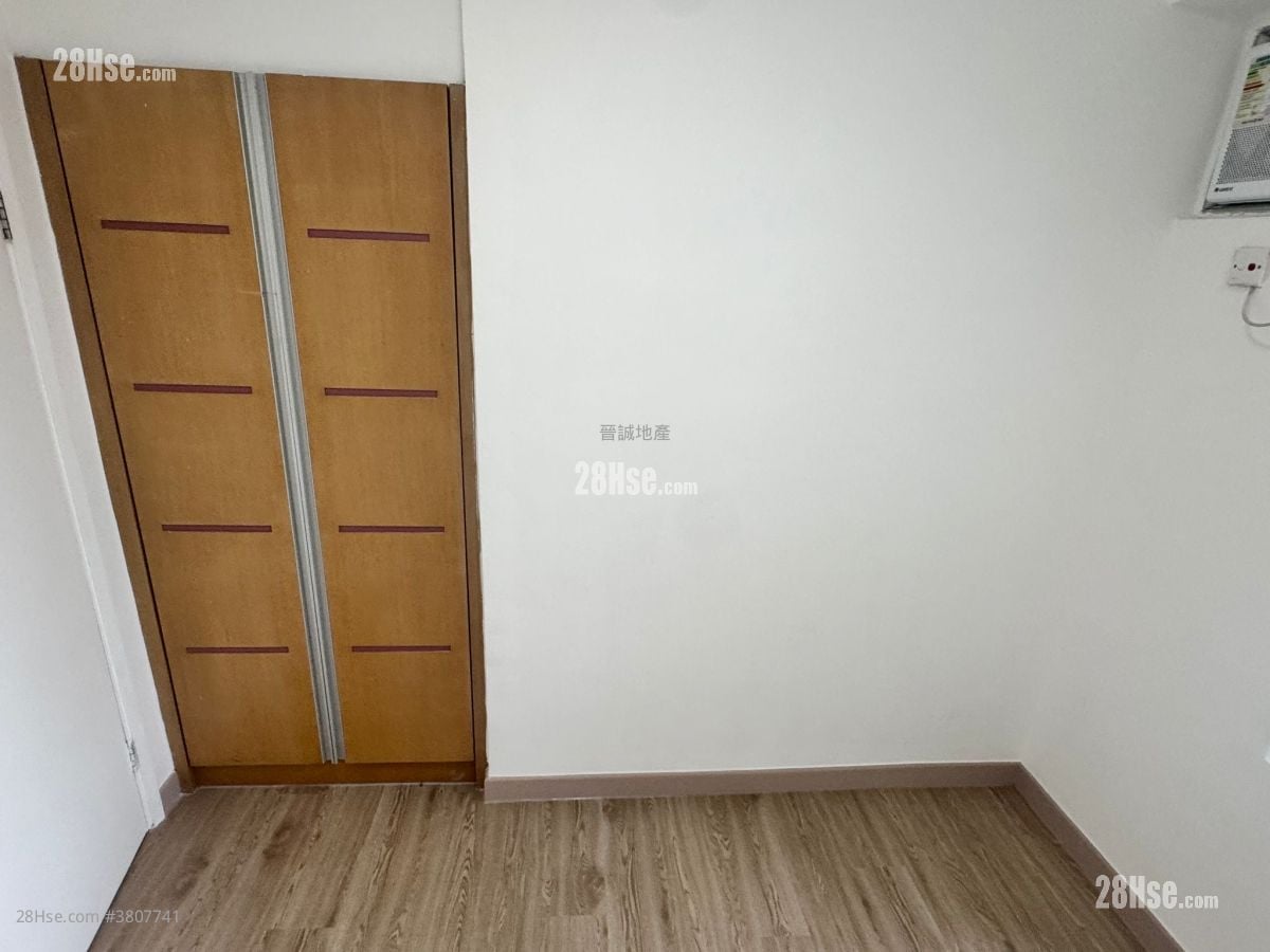 豪景花园 租盘 3 房 , 2 浴室 828 平方尺