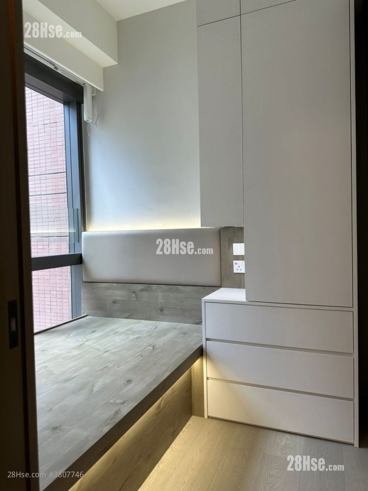 Caine Hill 售盘 1 房 , 1 浴室 277 平方尺