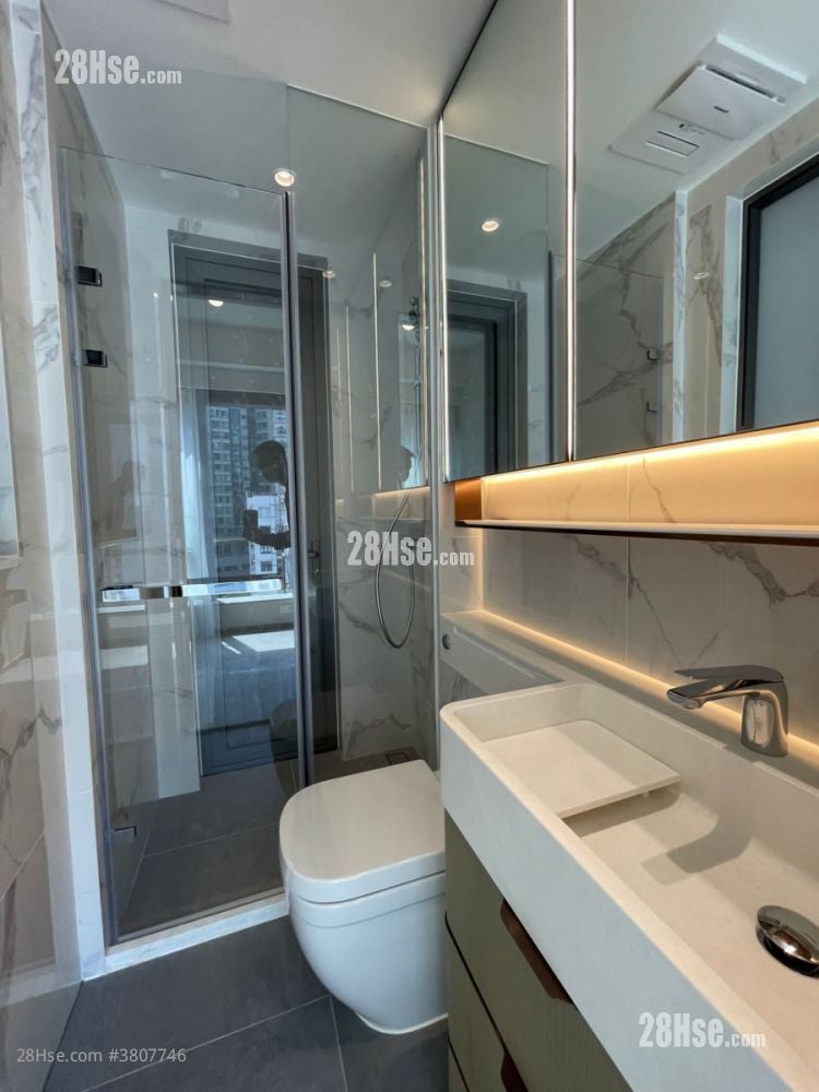 Caine Hill 售盘 1 房 , 1 浴室 277 平方尺