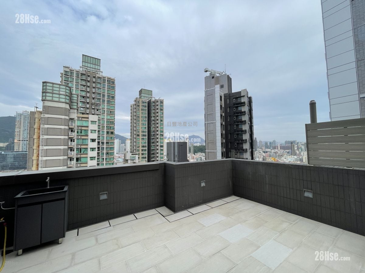Hyde Park Rental Studio , 1 Bathroom 286 ft²