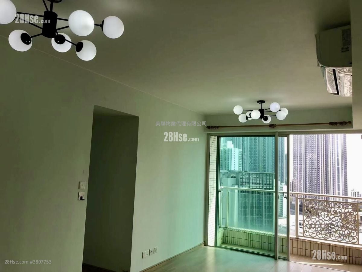 星汇居 售盘 3 房 , 2 浴室 670 平方尺