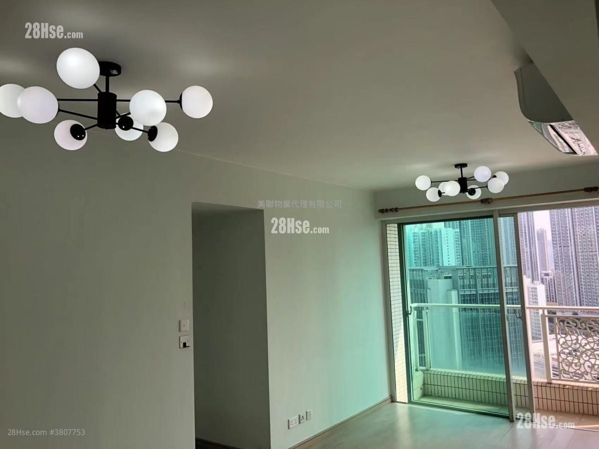 星汇居 售盘 3 房 , 2 浴室 670 平方尺