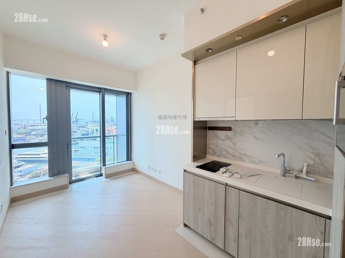 Grand Victoria Rental 1 Bedroom , 1 Bathroom 308 ft²