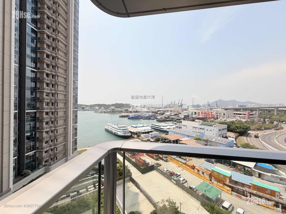 Grand Victoria Rental 1 Bedroom , 1 Bathroom 308 ft²