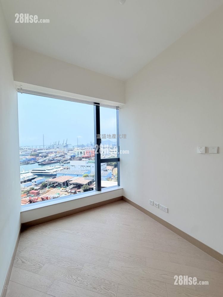 Grand Victoria Rental 1 Bedroom , 1 Bathroom 308 ft²