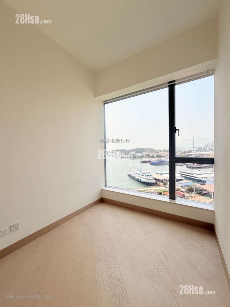 Grand Victoria Rental 1 Bedroom , 1 Bathroom 308 ft²