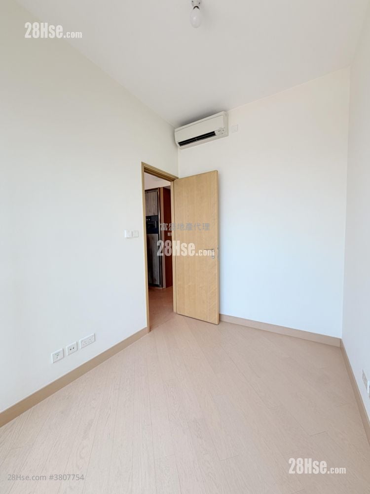 Grand Victoria Rental 1 Bedroom , 1 Bathroom 308 ft²