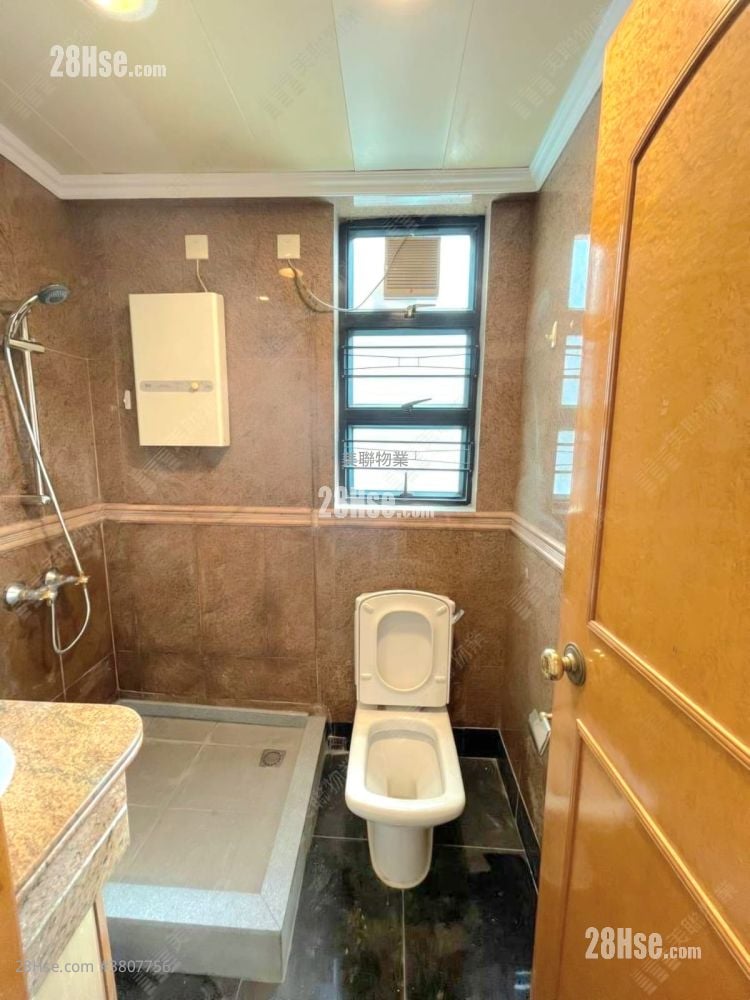 南丰广场 租盘 3 房 , 2 浴室 702 平方尺