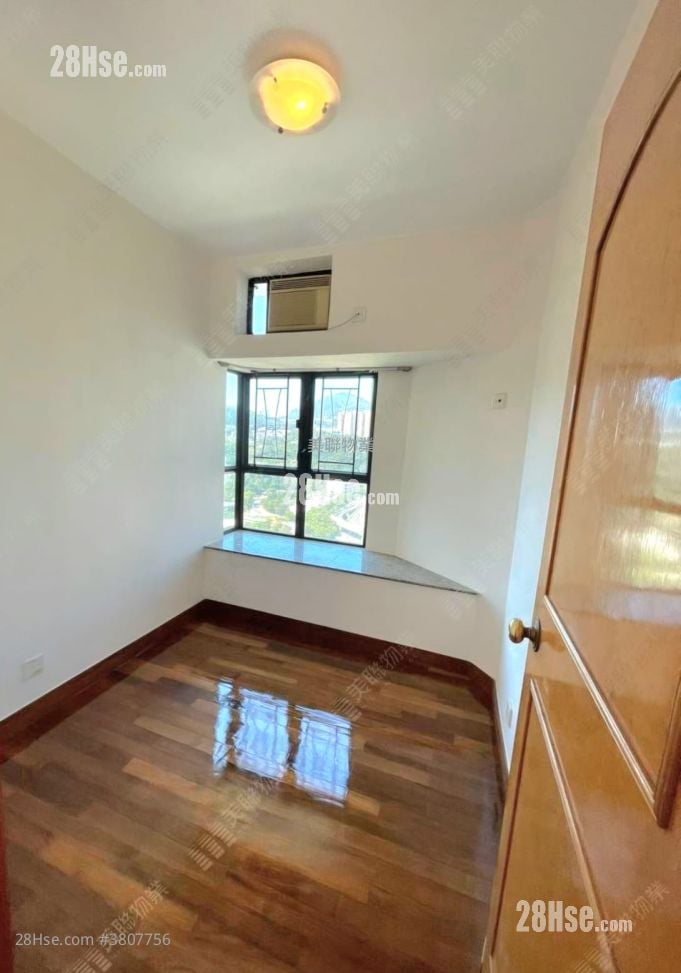 南丰广场 租盘 3 房 , 2 浴室 702 平方尺