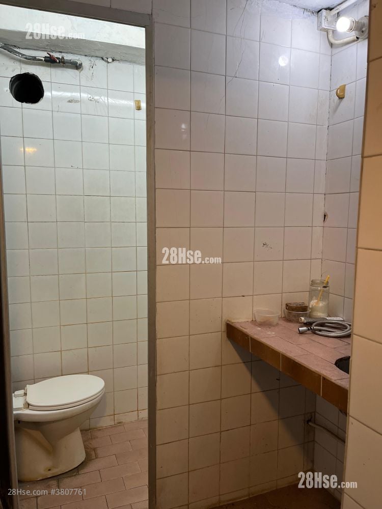 源发大厦 售盘 5+ 房 , 1 浴室 580 平方尺