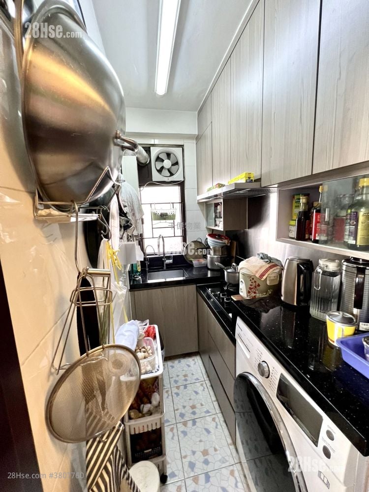 威信大厦 售盘 2 房 278 平方尺