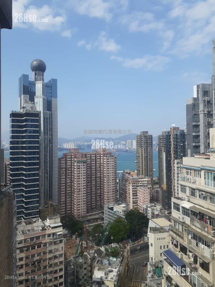 Lai King Court Sell 2 Bedrooms , 1 Bathroom 428 ft²