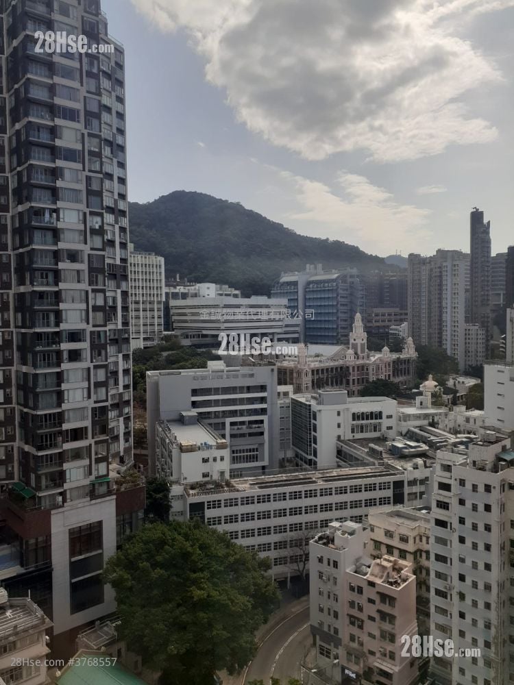 Lai King Court Sell 2 Bedrooms , 1 Bathroom 428 ft²