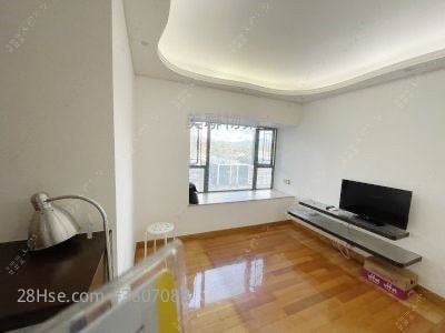 Grand Regentville Sell 3 Bedrooms , 1 Bathroom 507 ft²