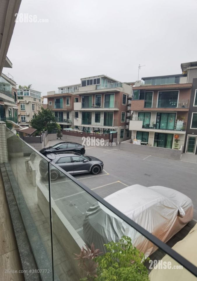 Village Sell 3 Bedrooms , 2 Bathrooms 700 ft²