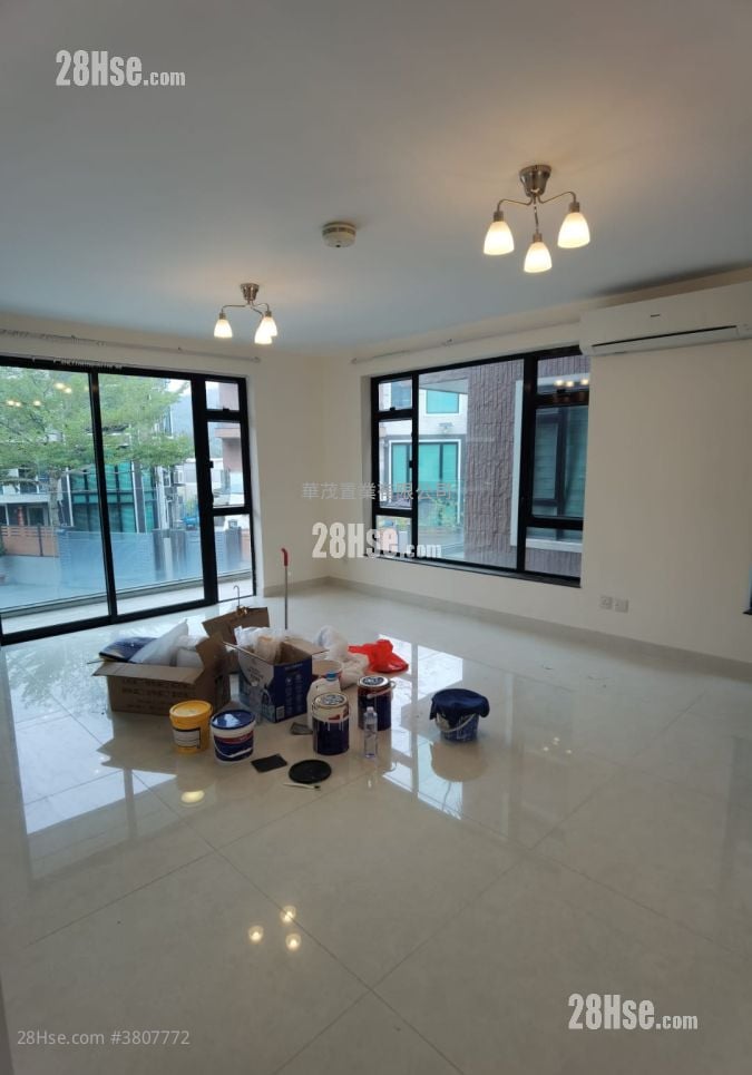 Village Sell 3 Bedrooms , 2 Bathrooms 700 ft²